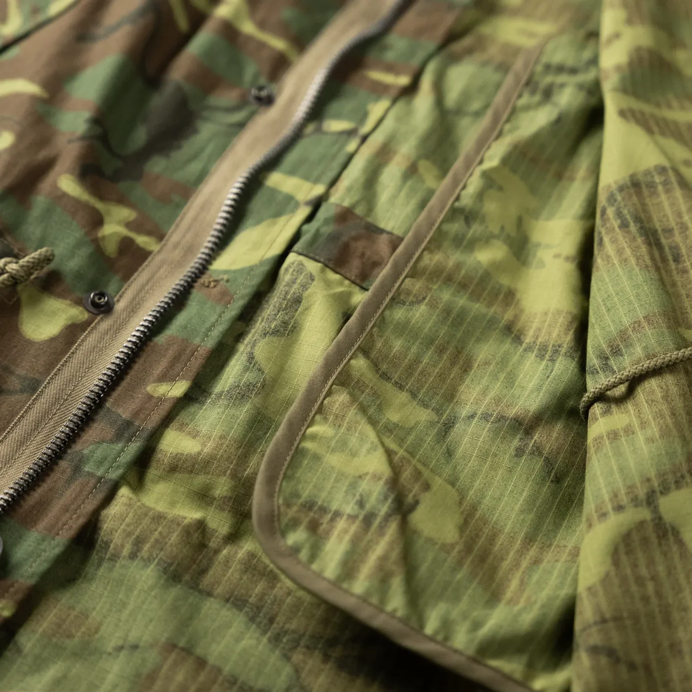 Buzz Rickson’s Type M-65 ERDL ‘Water Repellent Civilian Model’ Parka – Camouflage - Image 6