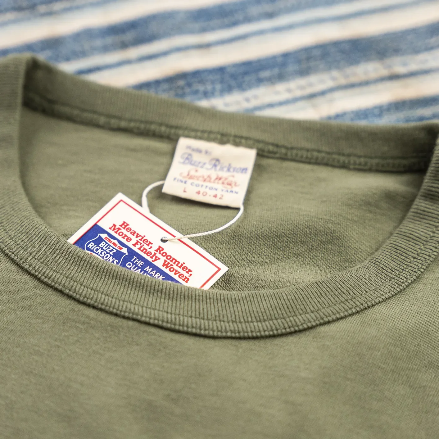 Buzz Rickson's '316th Ftr. Sq. - Hell's Belles' 7oz Loopwheeled Government Issue T-Shirt - Olive - Image 5