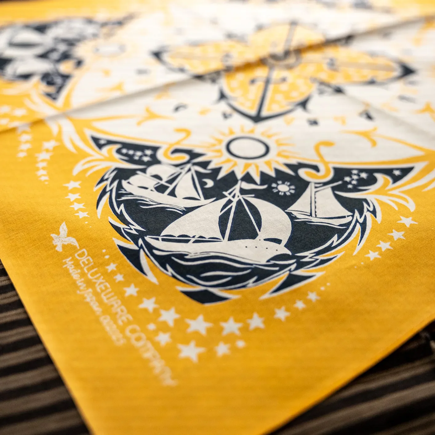 Deluxeware 1940s U.S. Anchor ‘One Ear’ Bandana – Yellow - Image 2