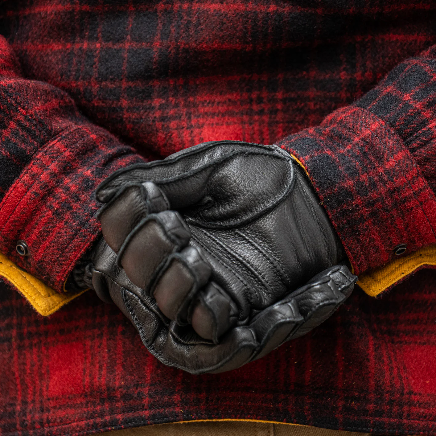 Hestra Deerskin Primaloft Rib Gloves – Black - Image 3