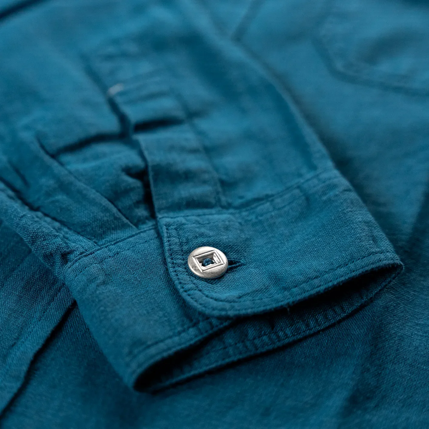 Indigofera 4oz 'McAllen' Cotton Linen Canvas Shirt - Ocean Blue - Image 4