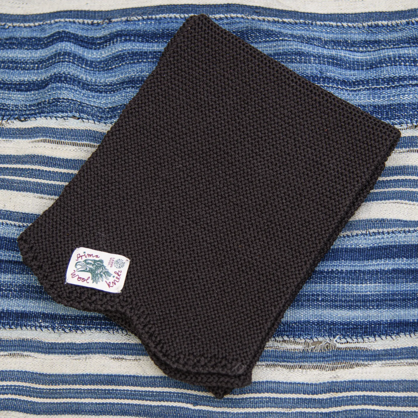 Indigofera ‘Chilcoot’ Merino Wool Scarf – Brown