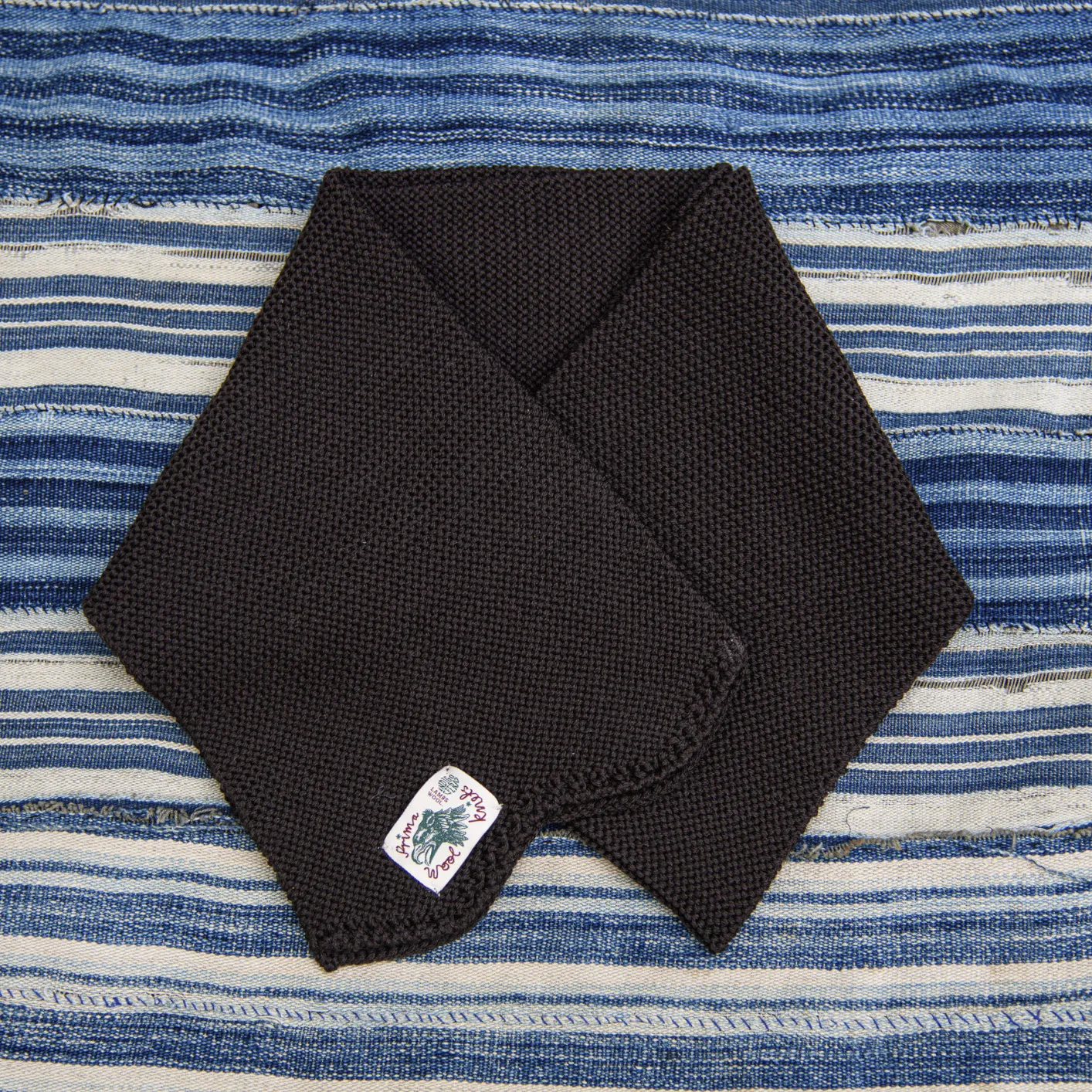 Indigofera ‘Chilcoot’ Merino Wool Scarf – Brown - Image 3