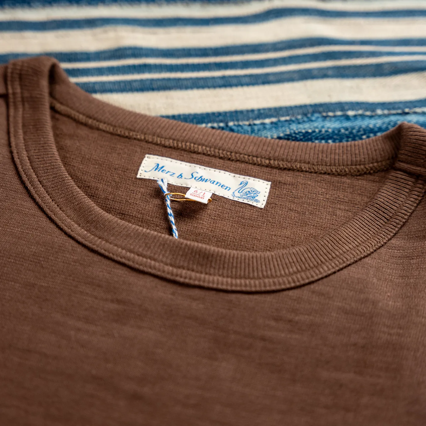 Merz b. Schwanen 2S18 11oz Heavy Loopwheeled Longsleeve – Chocolate - Image 2