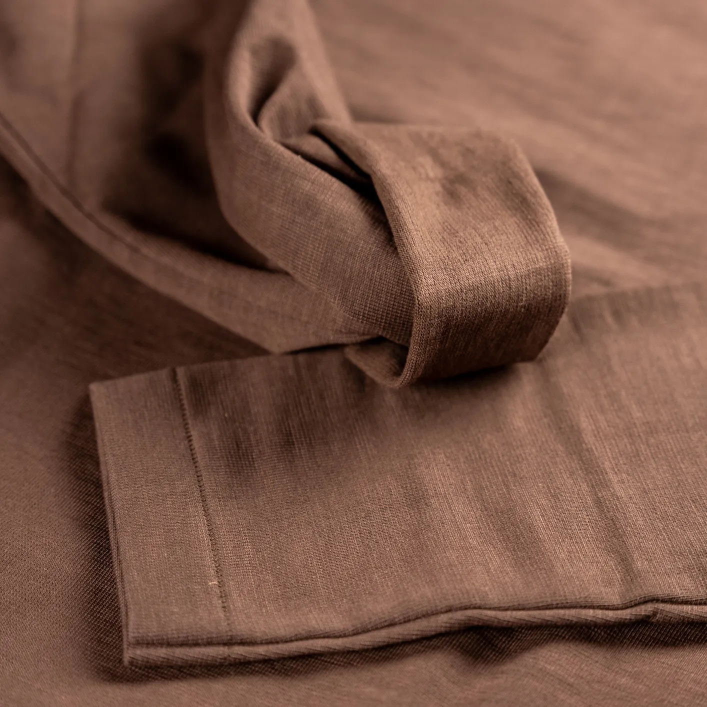 Merz b. Schwanen 2S18 11oz Heavy Loopwheeled Longsleeve – Chocolate - Image 3