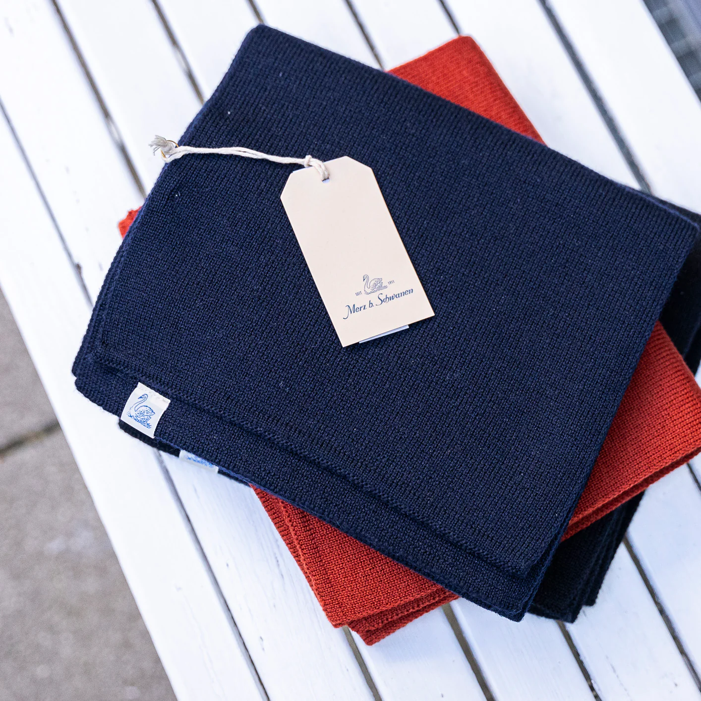 Merz b. Schwanen Merino Scarf – Dark Navy / MWSC01 - Image 4