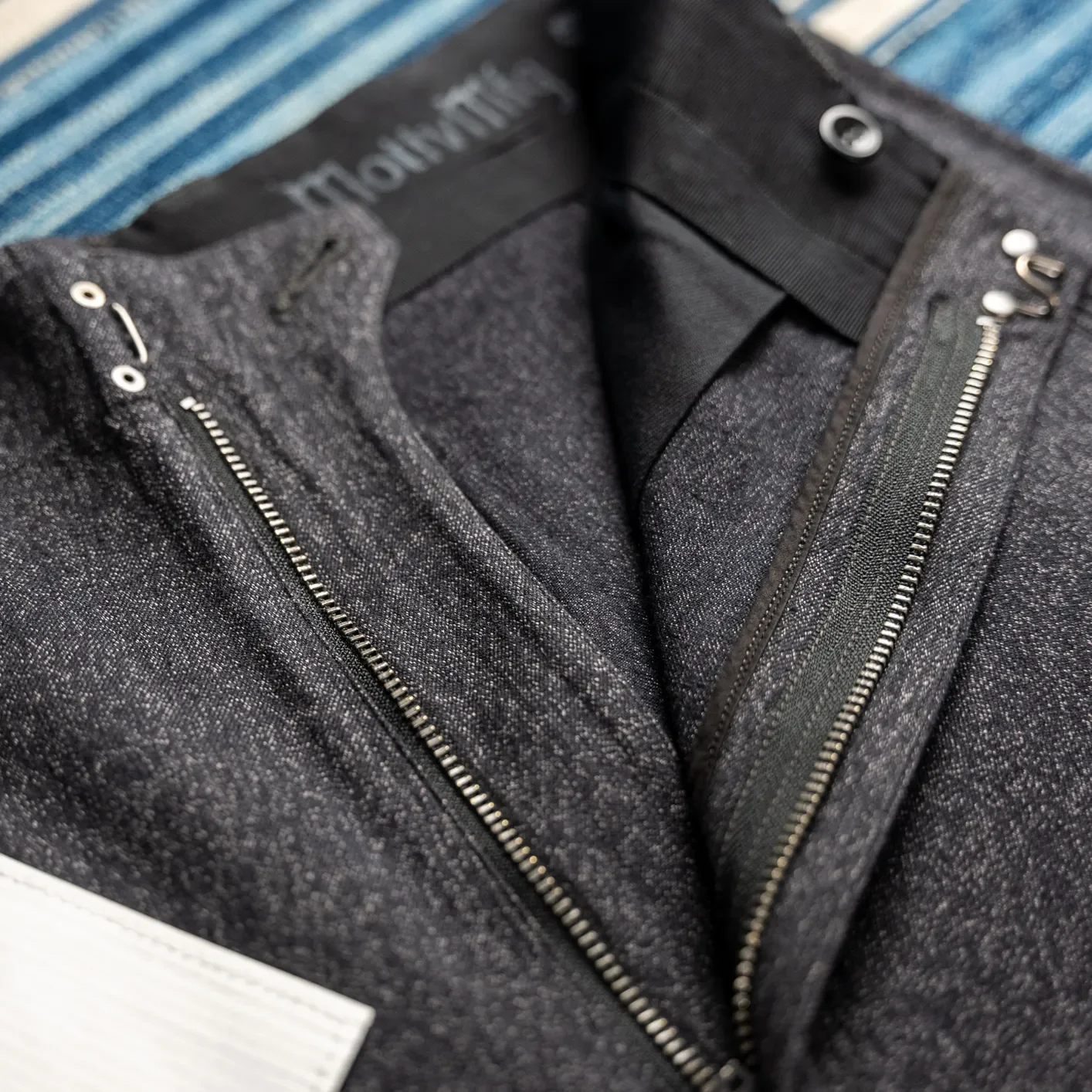 MotivMfg Silk Pier Trousers – Salt & Pepper Anthracite / Classic Straight - Image 3
