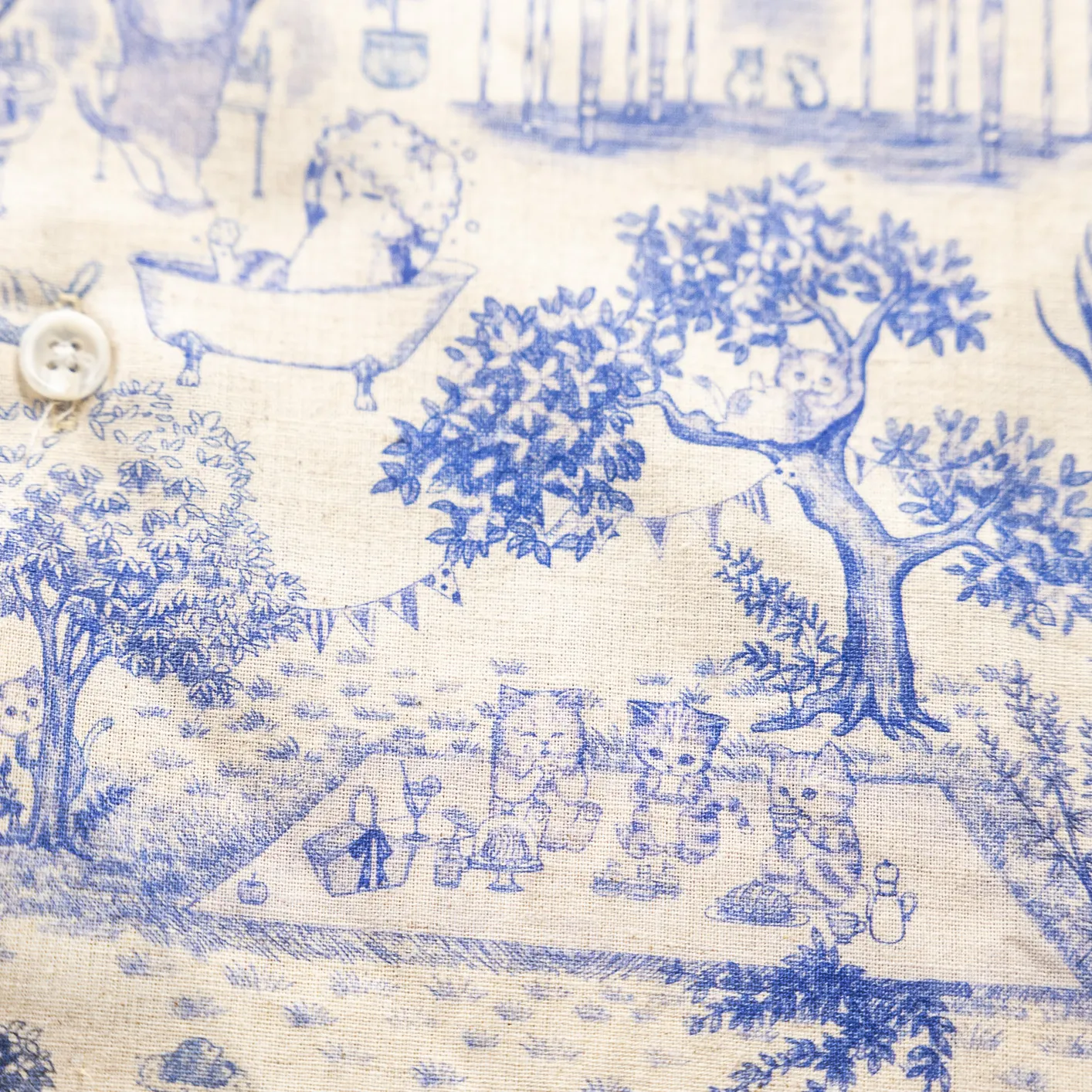 Naked & Famous Cats Linen Easy Shirt - Natural / Blue - Image 5