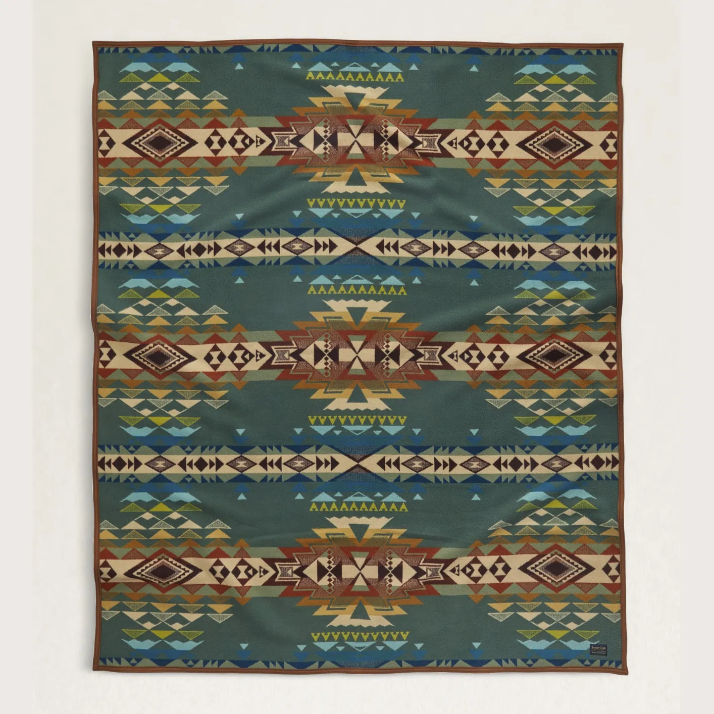 Pendleton Jacquard Blanket - Highland Peak / Balsam Green