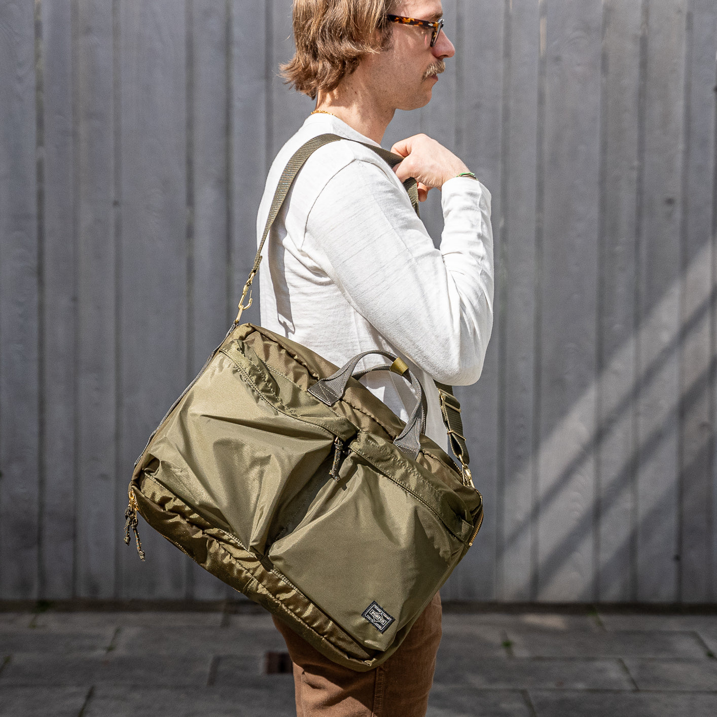 Porter Yoshida FORCE 3-Way Briefcase / Backpack – Olive Drab - Image 3