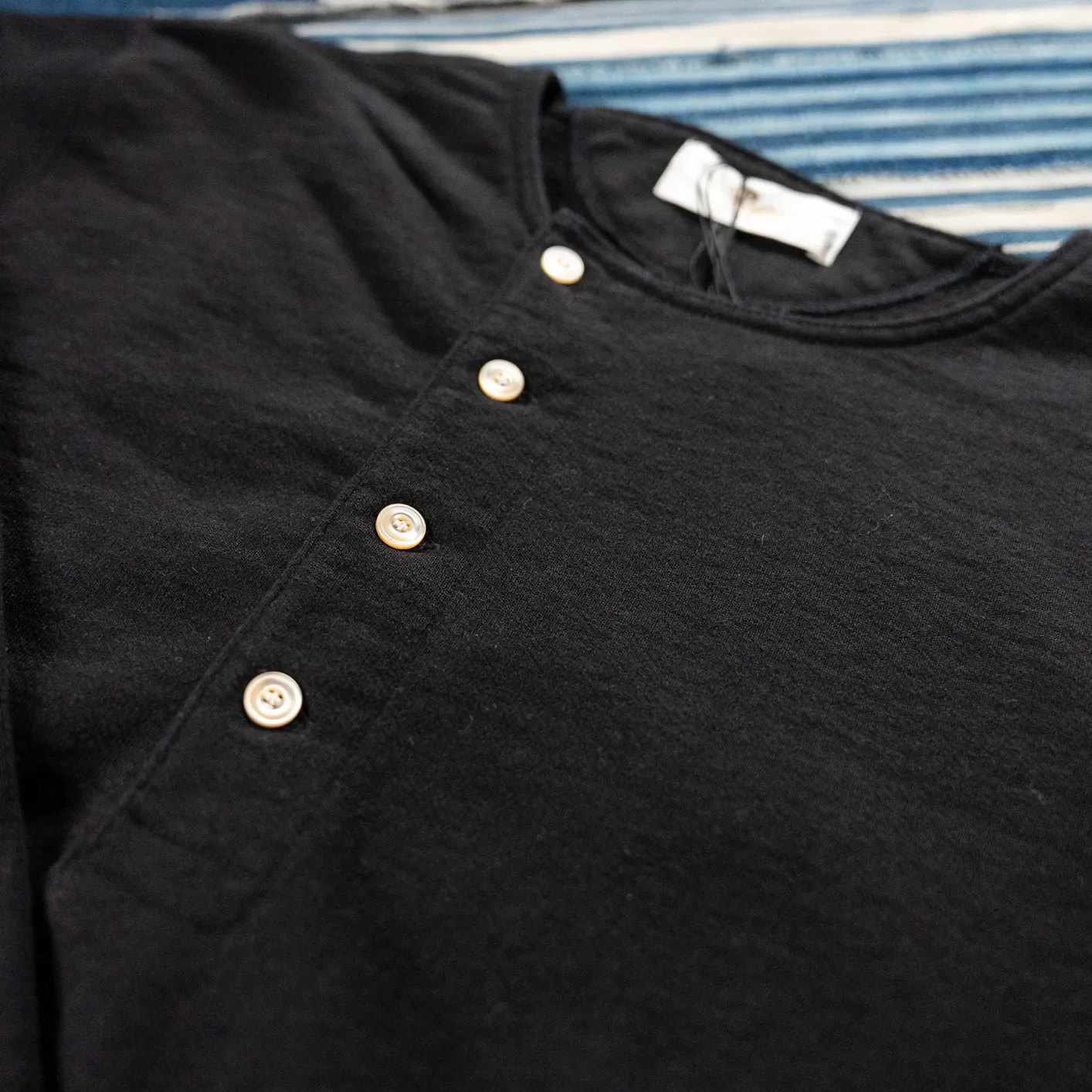 Prequel 15.5oz 1920s Archive Henley – Black - Image 3
