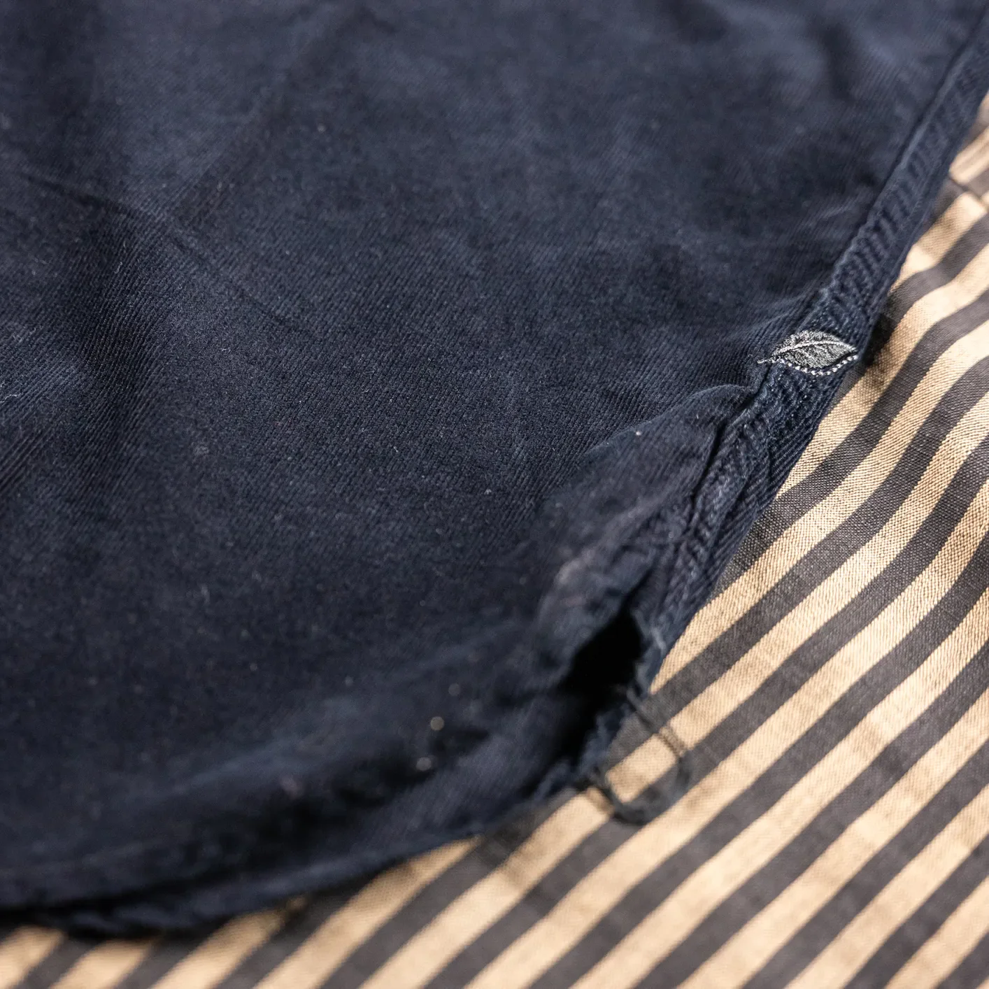 Pure Blue Japan 2236 8oz Overdyed Indigo Corduroy Curved Pocket Shirt – Indigo Black - Image 5