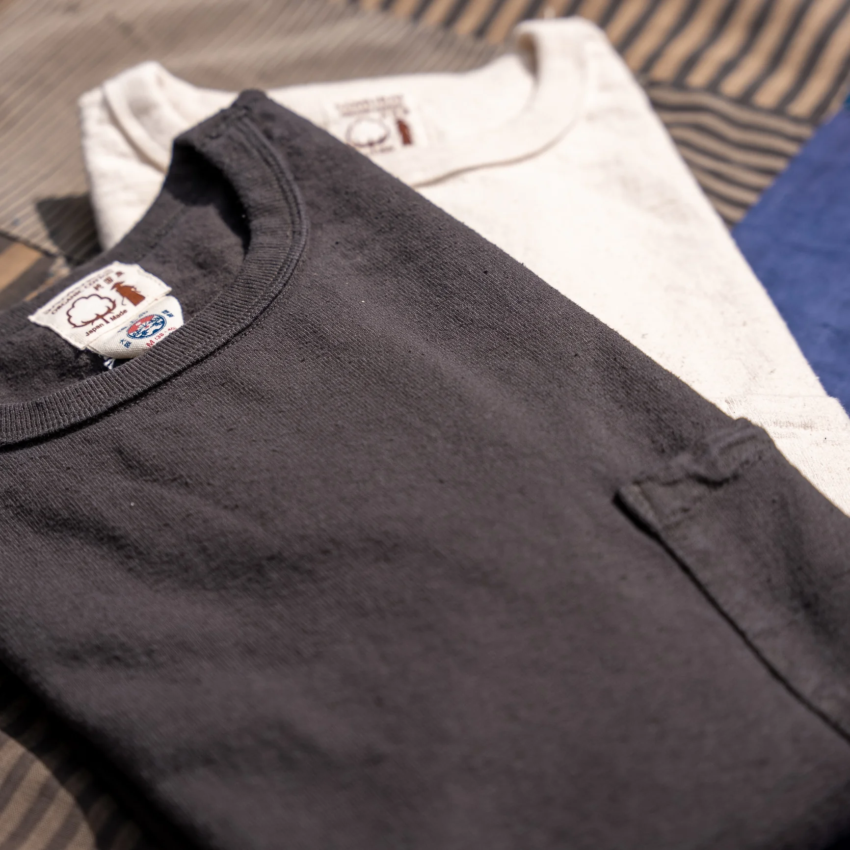 Samurai Jeans 16oz “Japanese Cotton” Slub Yarn Pocket T-Shirt - Kuromame / Black Beans Dyed - Image 4