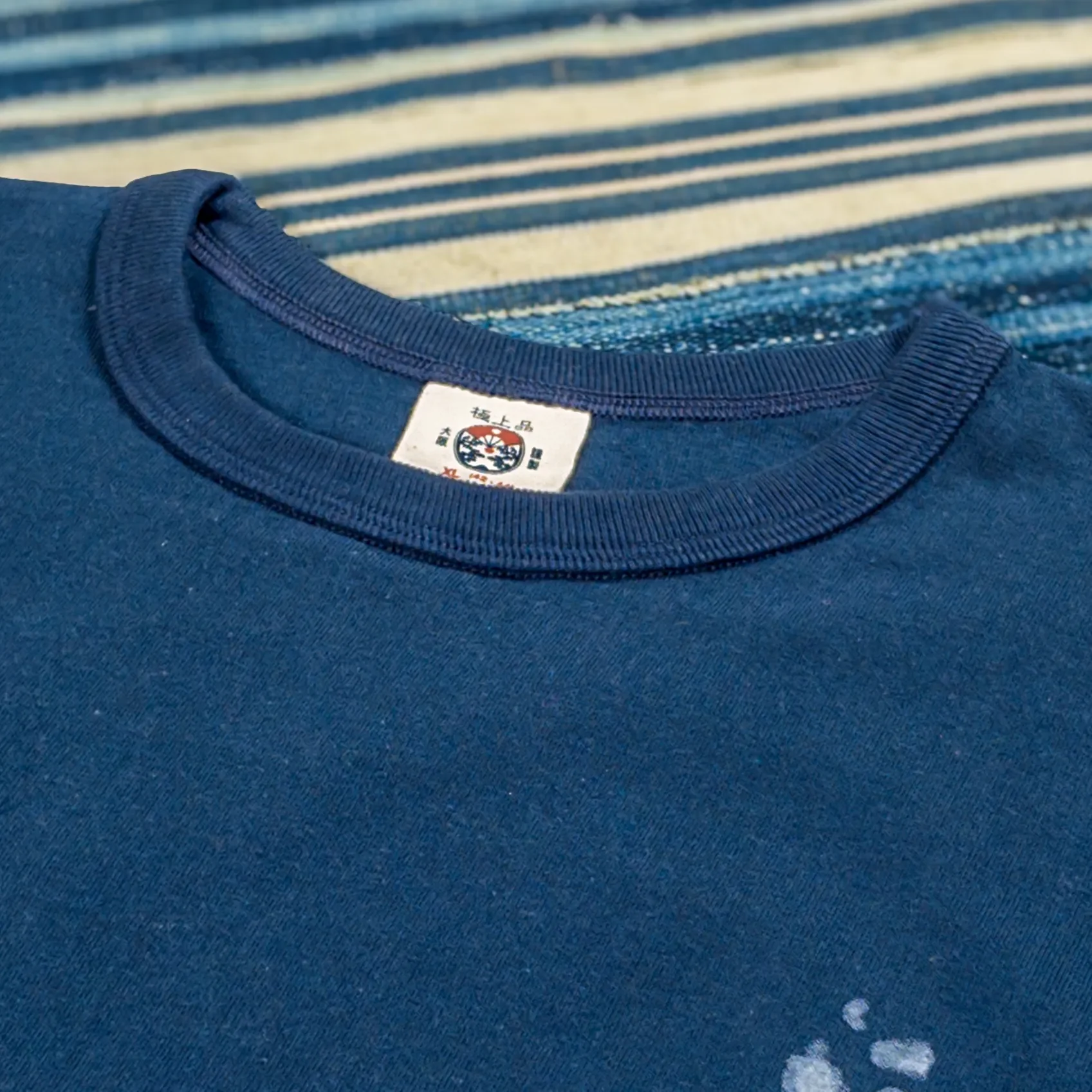 Samurai Jeans ‘Hanaguhashi Sakura’ 8.5oz Heavyweight Loopwheeled T-Shirt – Navy - Image 3