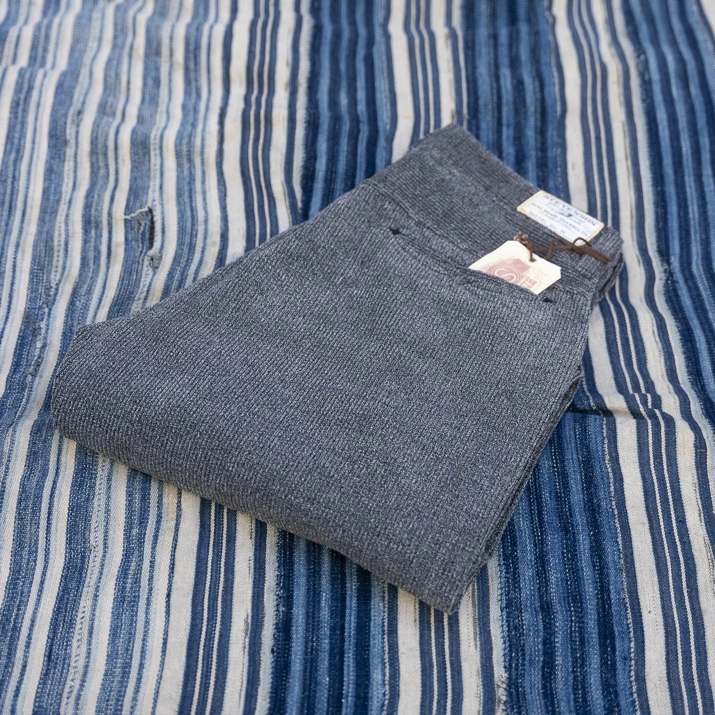 Stevenson Overall Co. Blazer Heathered Corduroy Trousers - Charcoal / Relaxed Tapered - Image 3
