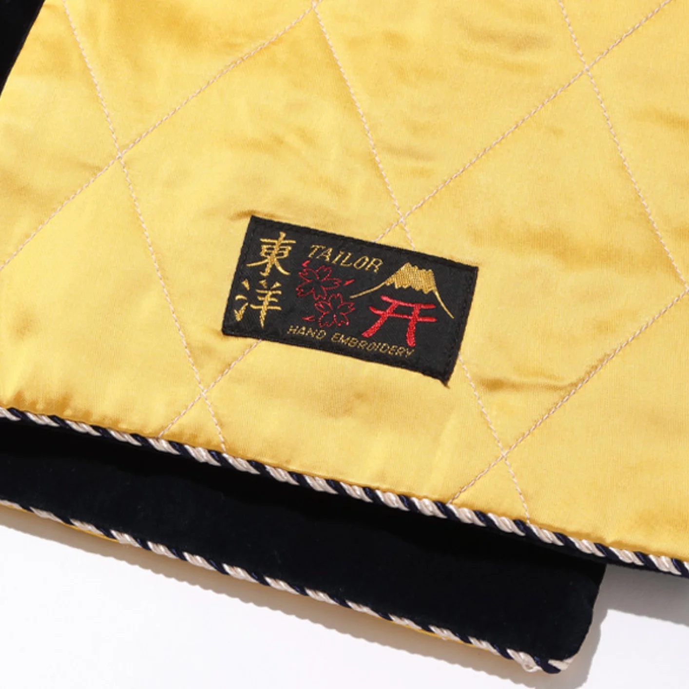 Tailor Toyo ‚Eagle‘ Velveteen Suka Scarf – Dark Navy / Gold - Image 5