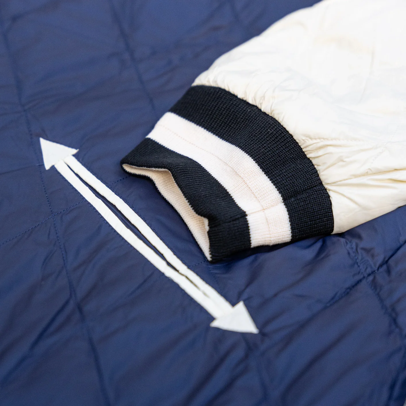 Taion Reversible ‘Sukajan’ Down Jacket – Black / Navy - Image 10