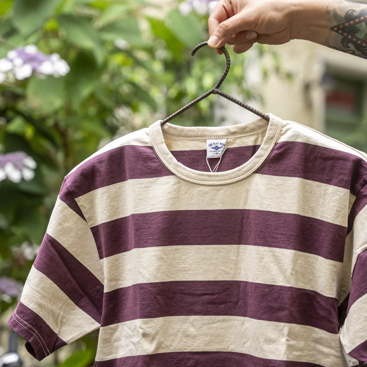 The Flat Head 9.5oz Border T-Shirt - Ivory / Purple - Image 4