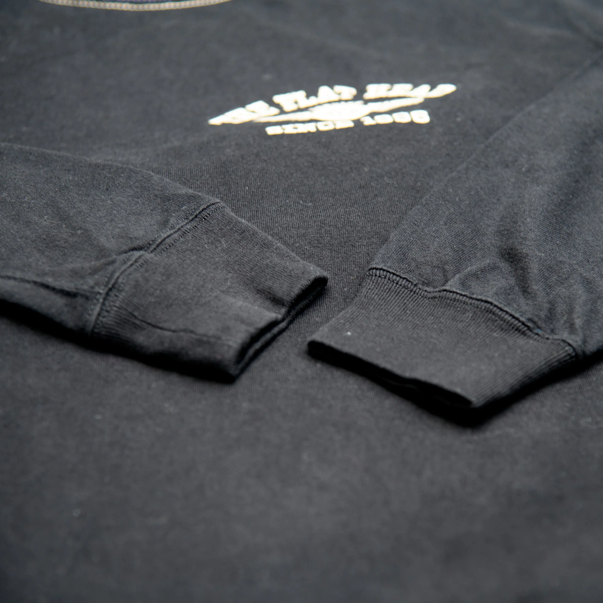 The Flat Head ‘Flying Wheel’ 9,7oz Loopwheeled Longsleeve – Black - Image 5