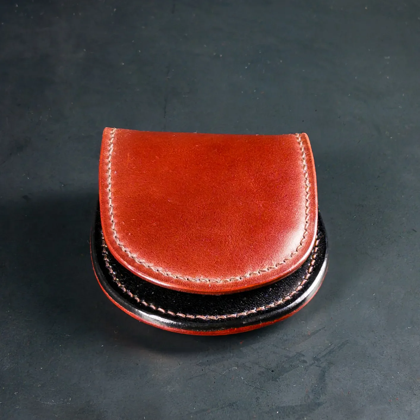 The Flat Head ‘Shinki Hikaku’ Cordovan Coin Case – Brown