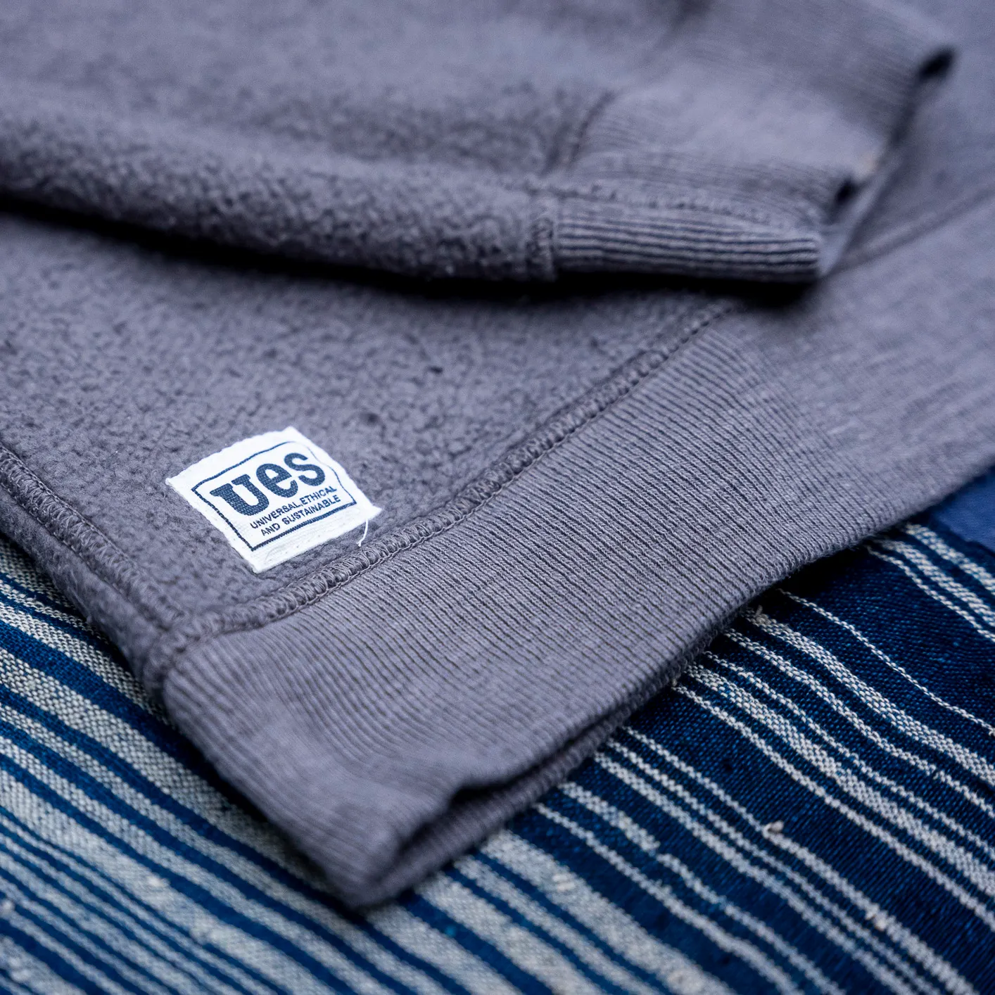 UES 13oz Slub Nep Pocket Sweater - Gray - Image 4