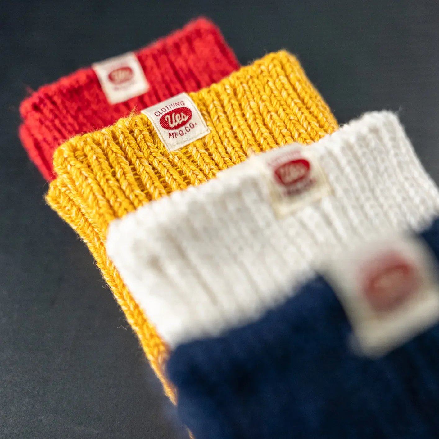 UES Air Twist Crew Socks – White - Image 3
