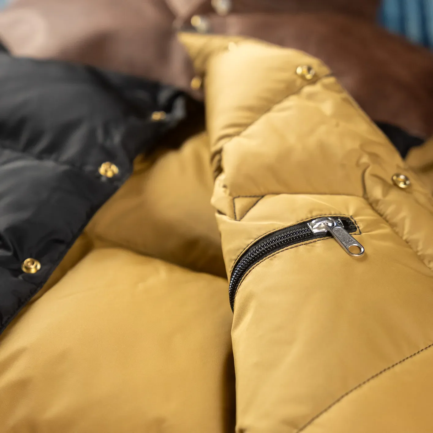 Warehouse Co. × Rocky Mountain Featherbed Lot 2235 Christy Down Vest – Black - Image 5